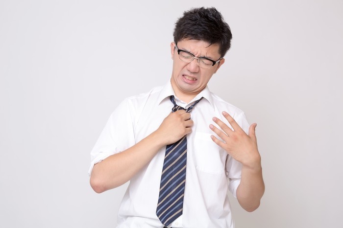 男女別汗の臭いの原因と対策方法｜服の汗の臭いをとる方法