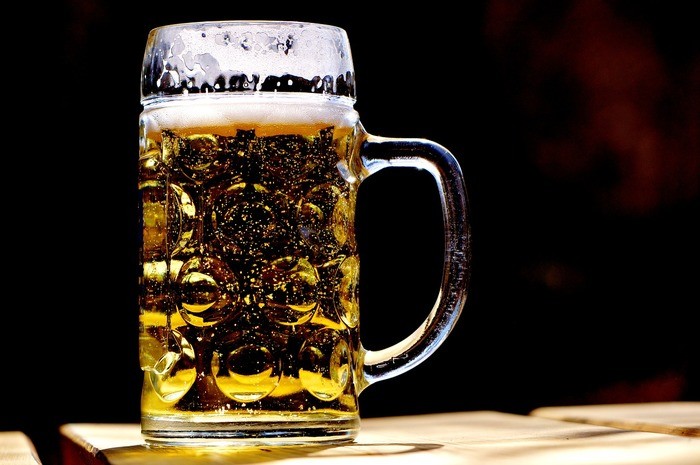 ビールが冷凍庫で冷えるまでの時間・解凍方法｜放置/爆発