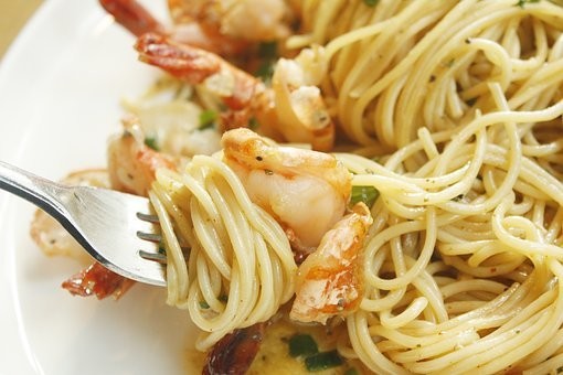 パスタの食べ方のマナーとコツ3つ・色々なパスタの食べ方