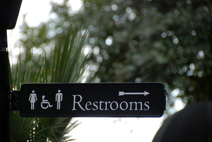 トイレタンクの汚れの種類・掃除方法と洗剤などの選び方