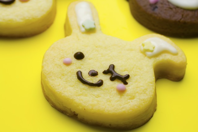 チョコペンの使い方・文字の書き方のコツ・デコレーションの仕方