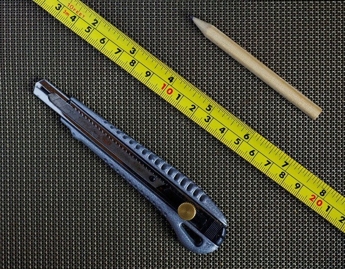 ダイソーのリメイクシートの種類・貼り方・サイズ調節方法