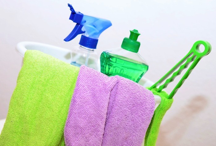 プラスチックの黄ばみの取り方｜オキシドール/漂白・防止方法
