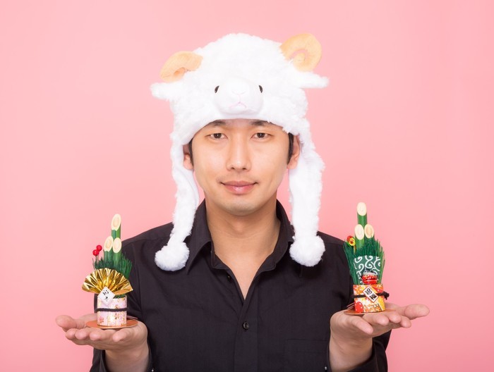 正月花・羽子板など正月飾りはいつまで飾る？