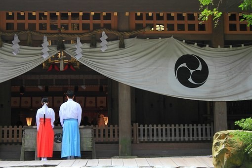お稚児の時の服装・費用の目安・親の服装・お稚児のやり方
